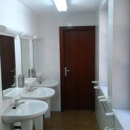 De Estacion אכסניה קאנפראנק