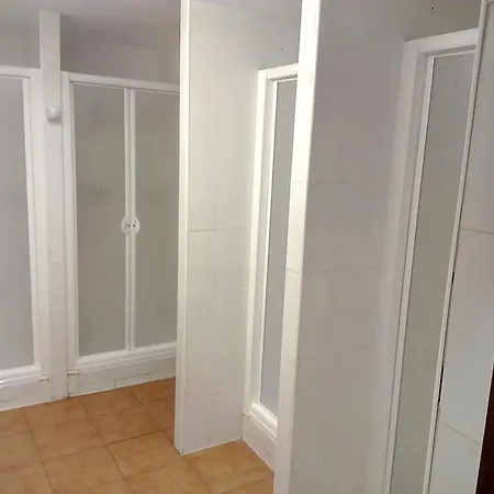 De Estacion אכסניה קאנפראנק