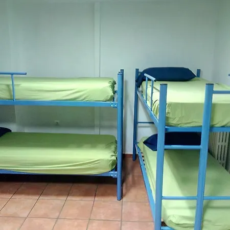 De Estacion Хостел *